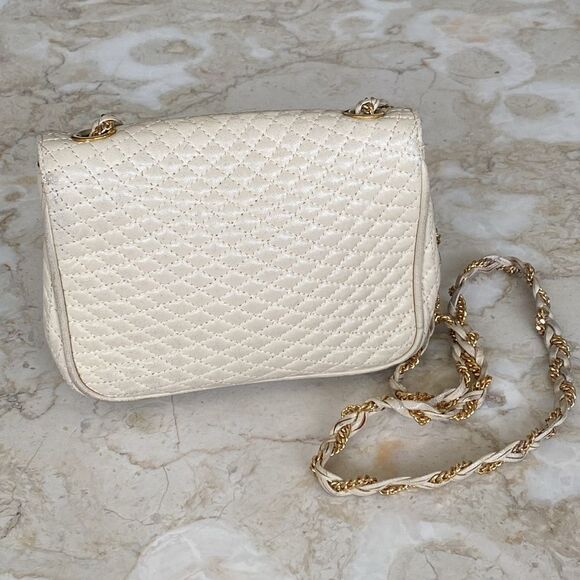 Bally Quilted Ivory Leather Woven Chain Strap Shoulder Bag Vintage - Picture 4 of 15